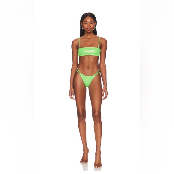 Michael Costello Bikini - Picture 4 of 7